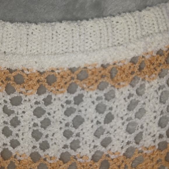 POL Women Open Crochet Knit Lace Hem Top Size L Cream Boho Hippie Coquette Flowy - Picture 7 of 14